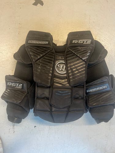 Warrior R/GT2 Pro chest protector