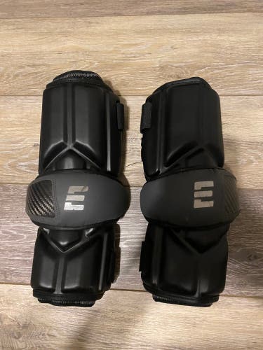 Like New Epoch Intregra Arm Guards
