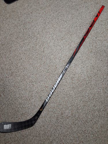 Used Bauer Vapor FlyLite Right Handed Hockey Stick P92