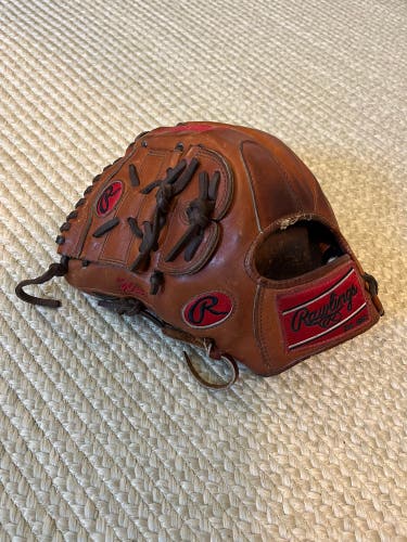 Custom Rawlings Pro Preferred Pitcher's 11.75" Baseball Glove
