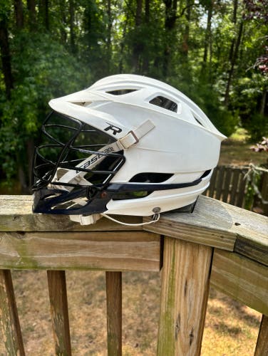 Used Cascade R Helmet