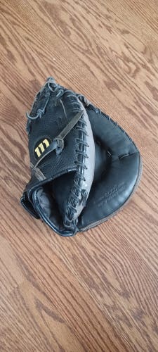Used Wilson Right Hand Throw Catcher's A700 Baseball Glove 32"