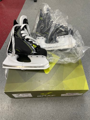 New Youth Graf Regular Width  10 PeakSpeed PK1900 Hockey Skates