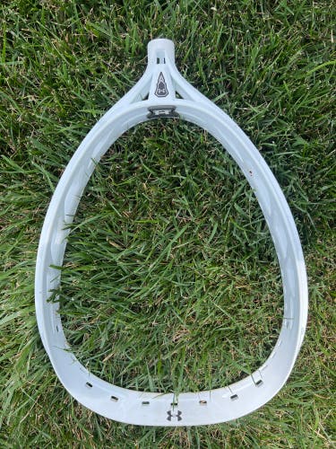 Under armour command G goalie head