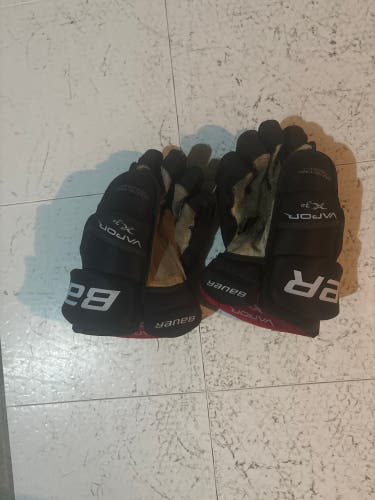 Used  Bauer 13"  Vapor X3.0 Gloves