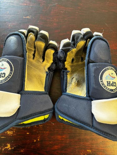 Warrior Size 12 Hockey Gloves