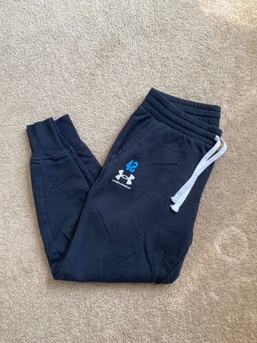 Black New Women's Under Armour Joggers