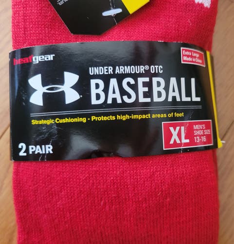 New- Red Under Armour Men's XL Baseball Socks