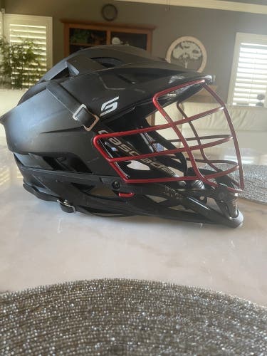 Lacrosse helmet