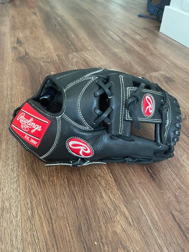 Used Right Hand Throw Rawlings Infield Heart of the Hide Baseball Glove 11.75"