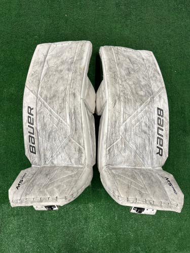 Used Intermediate Bauer Supreme M5 Pro Hockey Goalie Leg Pads (Size: Medium)