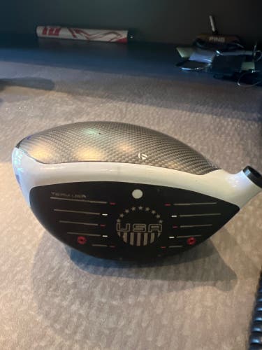 Used Men's TaylorMade Right Handed 10.5 Loft SIM Max Driver