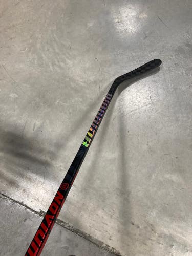 Used Intermediate Warrior Novium Pro Hockey Stick Right Handed W03 55 Flex