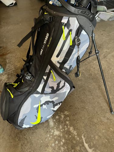 Nike Vapor Golf Bag