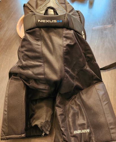 New Senior Small Bauer Nexus N8000 Hockey Pants