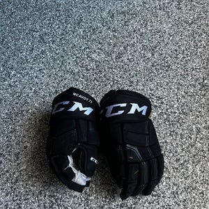 Charlie McAvoy CCM HGQL Hockey Gloves
