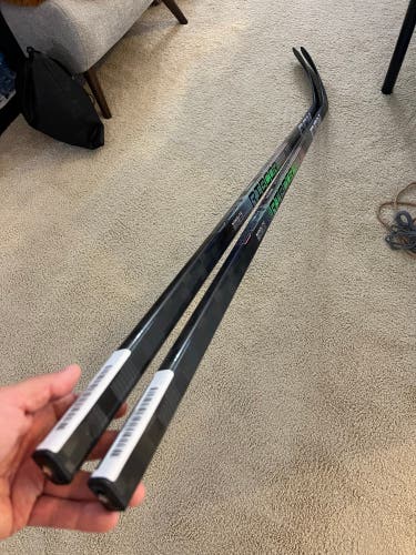 2-Pack New Right Handed Pro Stock CCM RibCor Trigger 8 Pro Hockey Stick 85 Flex P29 Max Height