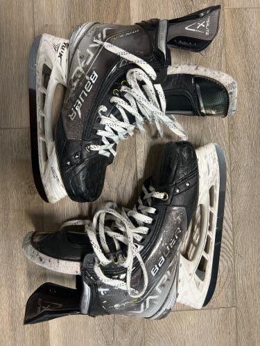 Used Senior Bauer Regular Width  Pro Stock 7.5 Vapor Hyperlite Hockey Skates