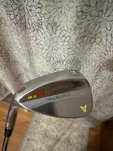 Men’s Left Handed Taylormade 56 degree wedge