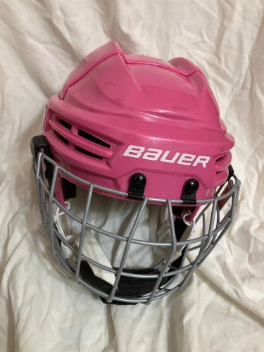 Bauer prodigy Helmet
