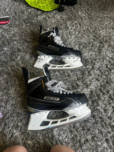 Used Senior Bauer Regular Width 7 Supreme TotalOne MX3 Hockey Skates