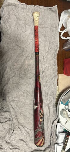 Used  DeMarini BBCOR Certified Alloy 30 oz 33" Voodoo Bat