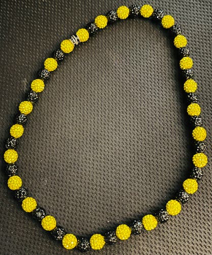 Pro athlete type rhinestone elastic necklace Black and yellow