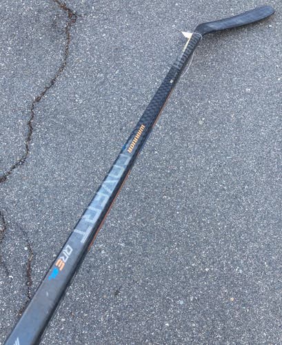 Used Intermediate Warrior Covert QRE SL Hockey Stick Right Handed W88