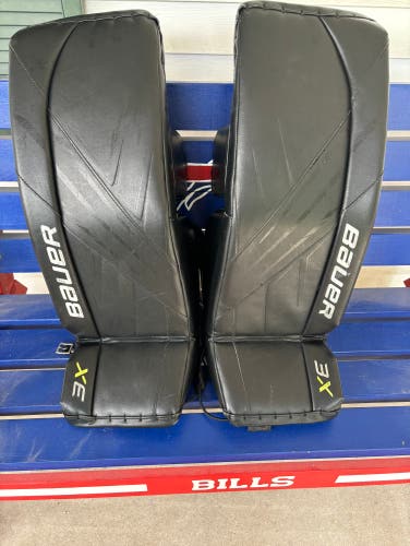Used  Bauer  Vapor 3X Goalie Leg Pads