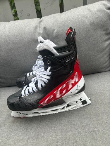 CCM Jetspeed 4 Pro Hockey skates