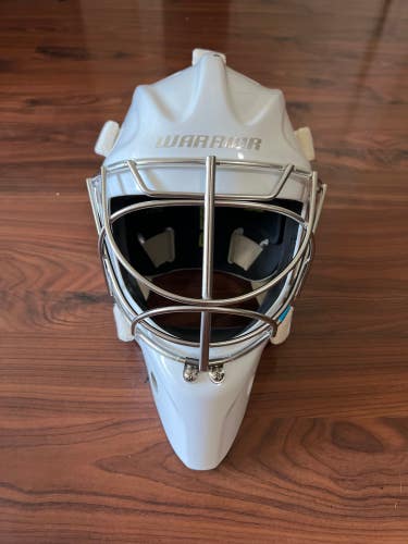 Used Senior Warrior R/F2 E+ Goalie Mask