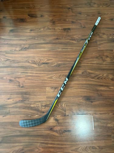 New Junior CCM Super Tacks 2.0 Hockey Stick Left Hand P29