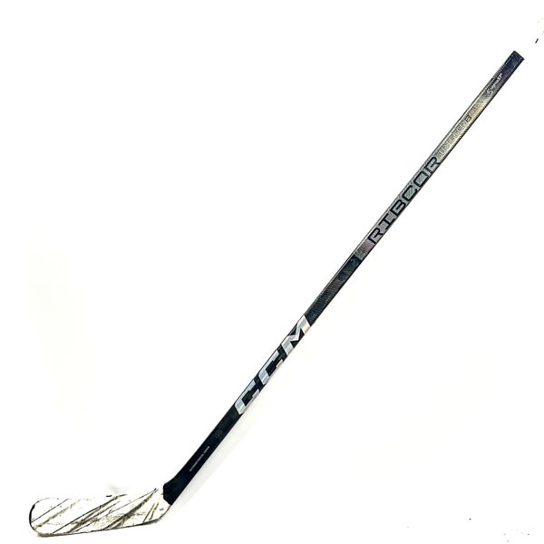CCM Ribcor Trigger 8 Pro - Refurbished Pro Stock Stick - Ryan Leonard (NHL)