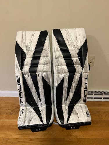 Used  True Regular  9X3 Goalie Full Set