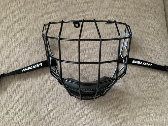 Used Medium Bauer Profile II Facemask Oreo Full Cage