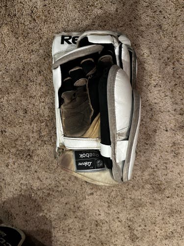 Ccm goalie glove and blockers