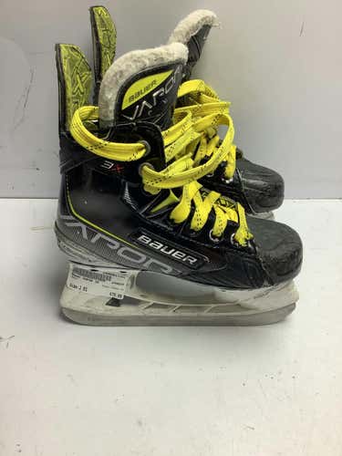 Used Bauer Vapor 3x Junior 01 Ice Hockey Skates