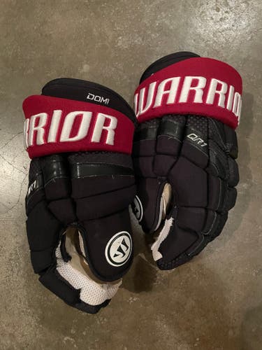 Max Domi Warrior QR1 Coyotes gloves size 14”