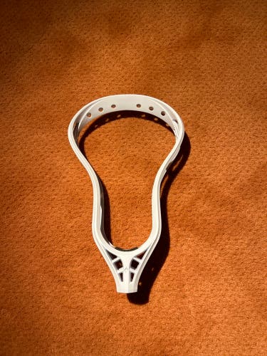 BARELY USED Stringking Mark 2V Lacrosse Head