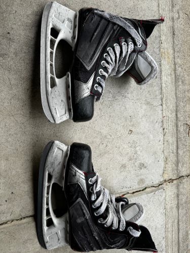 Used Bauer Size 6.5 Vapor x50 Hockey Skates