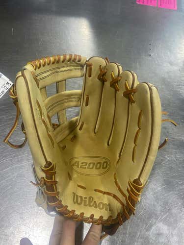 Used Wilson A2000 1799 12 3 4" Fielders Gloves