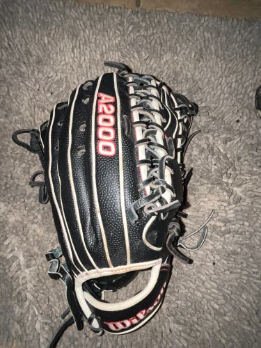 Used  Outfield 12.75" A2000 Baseball Glove