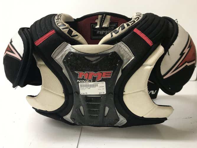Used Mission Nme Md Hockey Shoulder Pads