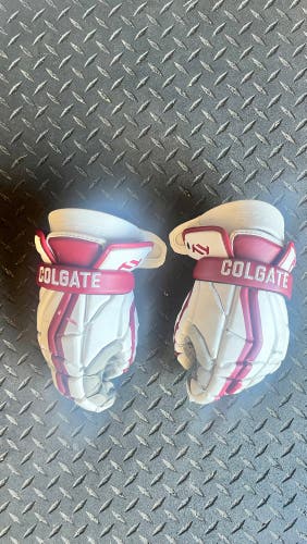 *Game Worn* Pro Stock Colgate True 13"  Zerolyte Lacrosse Gloves Team Issued