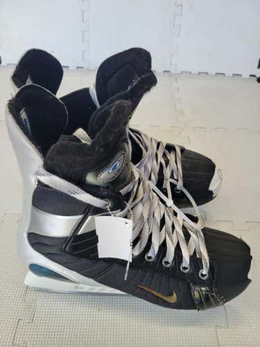 Used Nike V9 Senior 9 Ice Hockey Skates