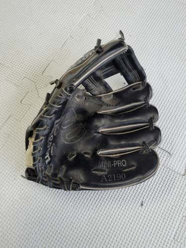 Used Wilson Glove 9" Fielders Gloves