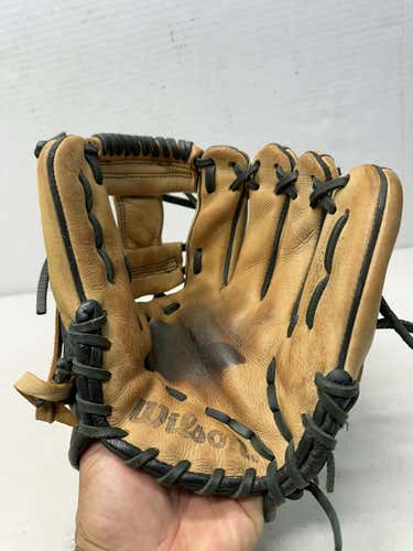 Used Wilson A1k-0 1786 11 1 2" Fielders Gloves