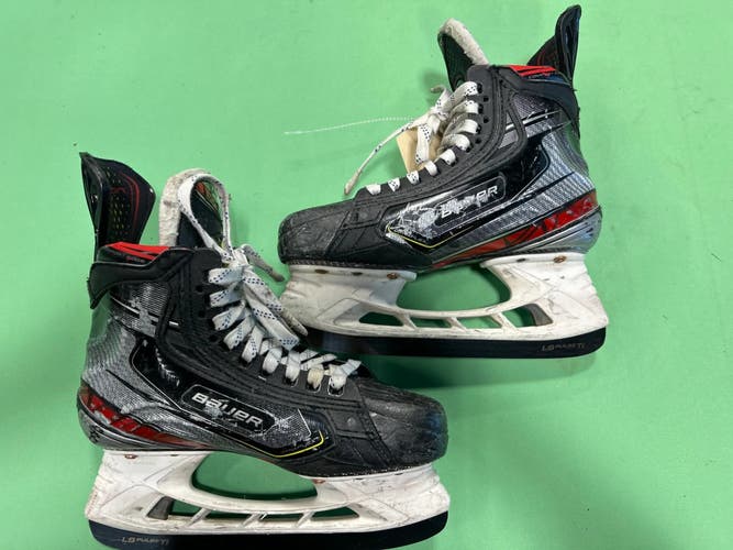 Used Intermediate Bauer Vapor 2X Pro Hockey Skates Size 4