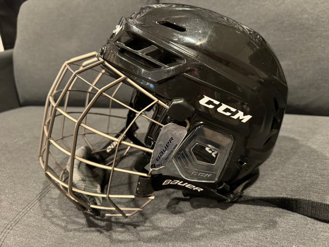 Ccm tacks 310 Hockey Helmet Medium Black