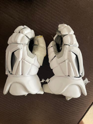 Used Gait Lacrosse Gloves